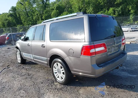 2011 Lincoln Navigator L from USA, damaged, VIN 5LMJJ3J5XBEJ04796